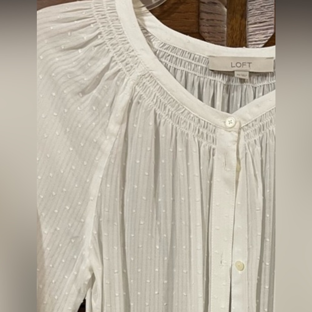NWOT - Loft white pindot Tunic top size XS - Picture 3 of 3